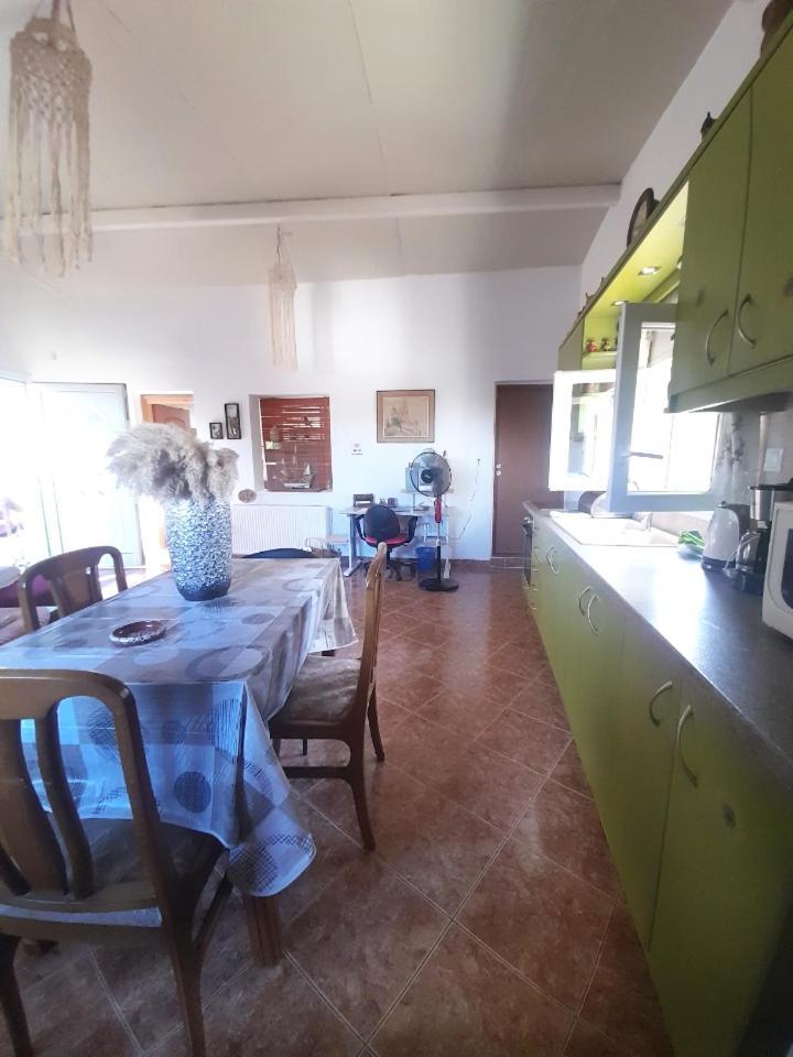 Elena'S Farm House Near Airport And Artemida Beach Luaran gambar